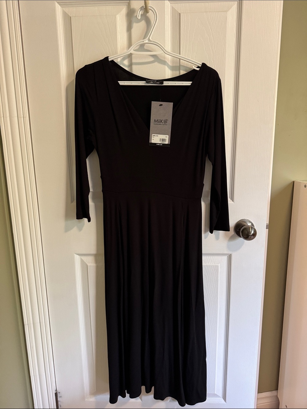 Miik Black 3/4 Sleeve Midi Dress